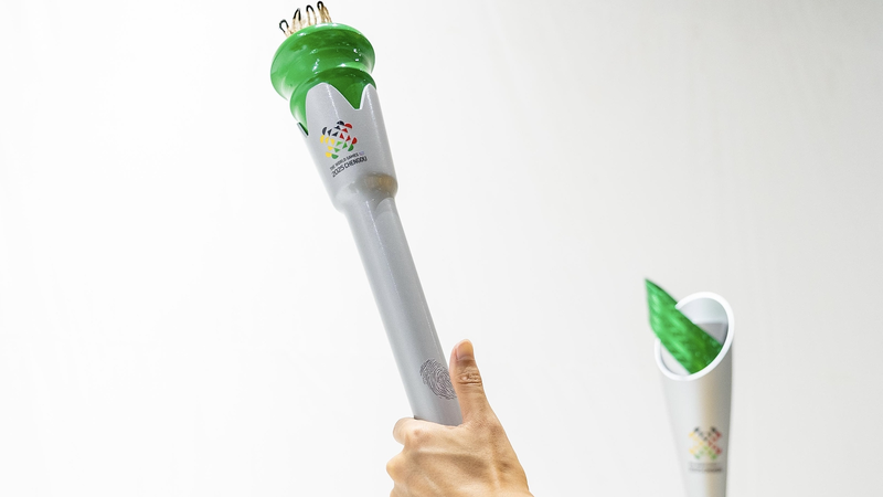 Chengdu_Lights_Up_History_with_First_Torch_Relay