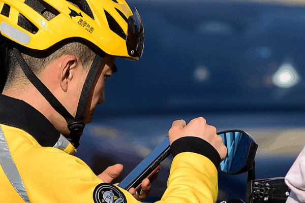 China Urges Fair Play in Food Delivery Wars China_Urges_Fair_Play_in_Food_Delivery_Wars