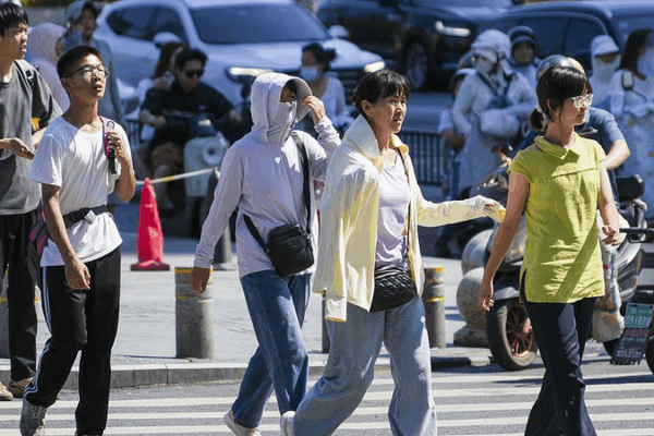China’s Bold Cooling Measures Beat Scorching Heat Waves China_s_Bold_Cooling_Measures_Beat_Scorching_Heat_Waves