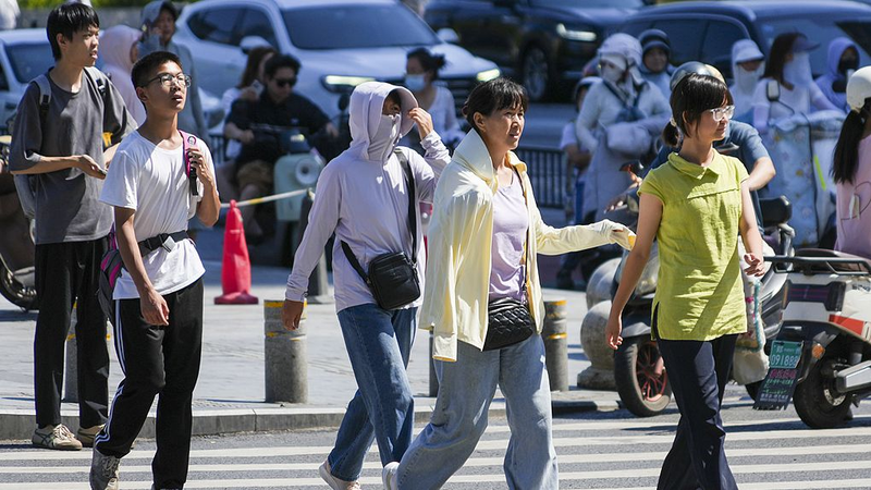 China_s_Bold_Cooling_Measures_Beat_Scorching_Heat_Waves - Namaste Headlines China_s_Bold_Cooling_Measures_Beat_Scorching_Heat_Waves