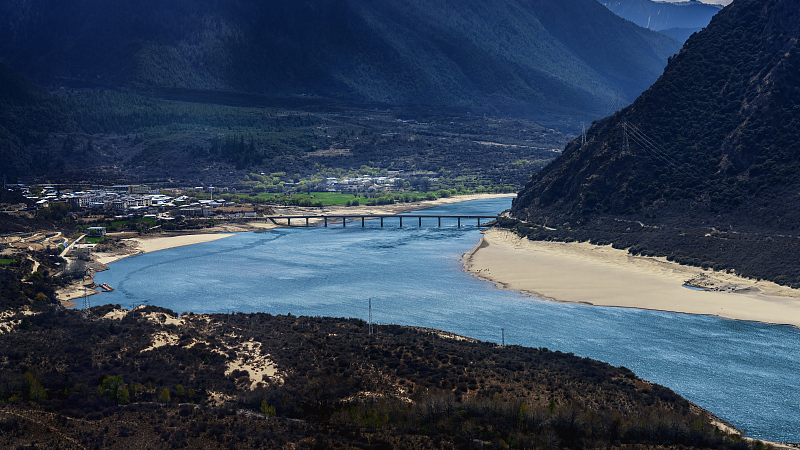 China_s_Bold_Hydropower_Venture_Paves_Way_for_Global_Clean_Energy