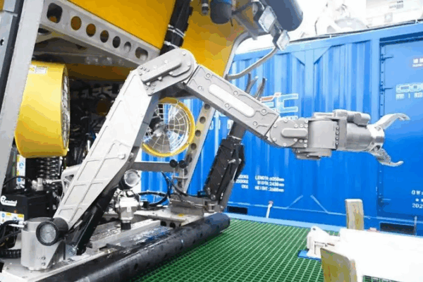 China’s Deep-Sea Robotic Arm Makes Waves in Underwater Tech China_s_Deep_Sea_Robotic_Arm_Makes_Waves_in_Underwater_Tech