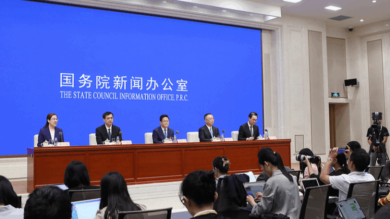 China_s_Resilient_Growth__Innovation___Institutional_Strength - Namaste Headlines China_s_Resilient_Growth__Innovation___Institutional_Strength