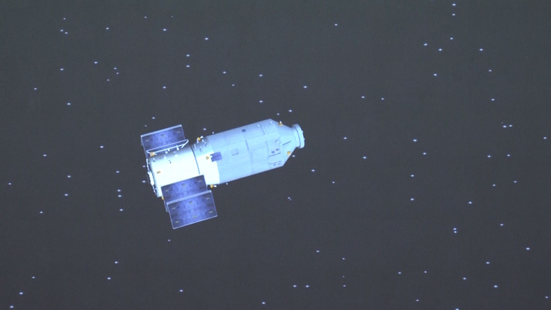 Chinese Astronauts Begin Vital Cargo Transfer on Tianzhou-9 Chinese_Astronauts_Begin_Vital_Cargo_Transfer_on_Tianzhou_9