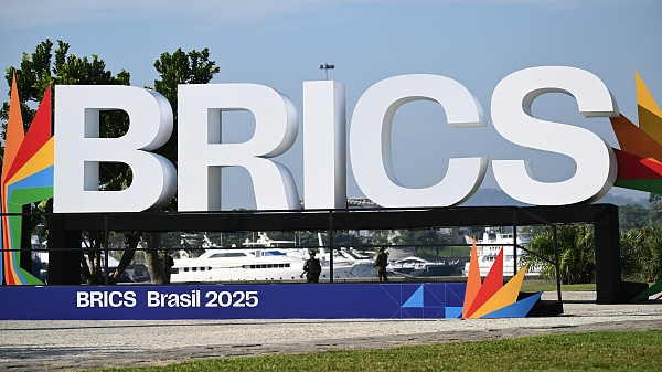 Chinese Expert Debunks ‘Anti-American’ BRICS Claim Chinese_Expert_Debunks__Anti_American__BRICS_Claim