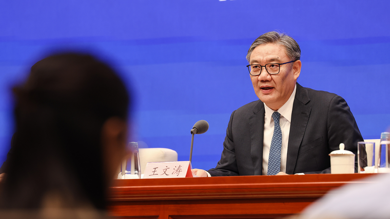 Commerce Minister: Decoupling US-China Trade Ties Will Fail Commerce_Minister__Decoupling_US_China_Trade_Ties_Will_Fail