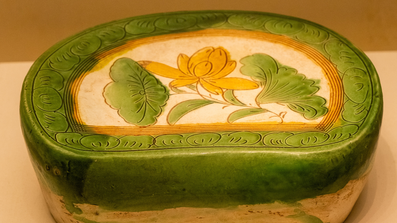 Cool_Comfort__Ancient_Porcelain_Pillows_of_the_Song_Era