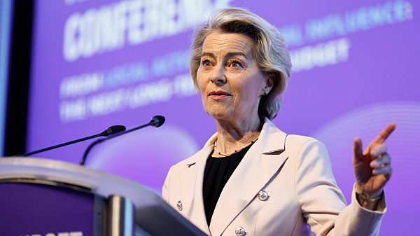 EU Readies Strong Counter as Tariff Shock Sparks Outrage EU_Readies_Strong_Counter_as_Tariff_Shock_Sparks_Outrage