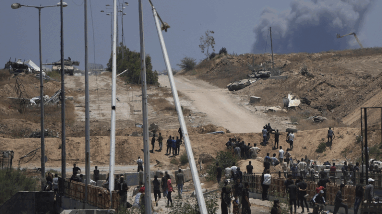 Gaza_Shelter_Strike__25_Killed_amid_Intensifying_Conflict