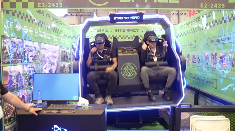 Global_Entertainment_Leaders_Dive_into_Shanghai_s_Theme_Park_Boom video poster