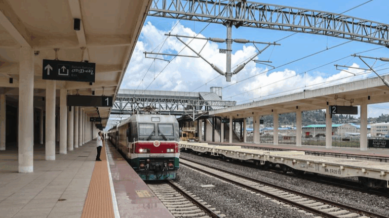 Global_Trade_Trends__China_Empowers_Africa_While_U_S__Imposes_Barriers