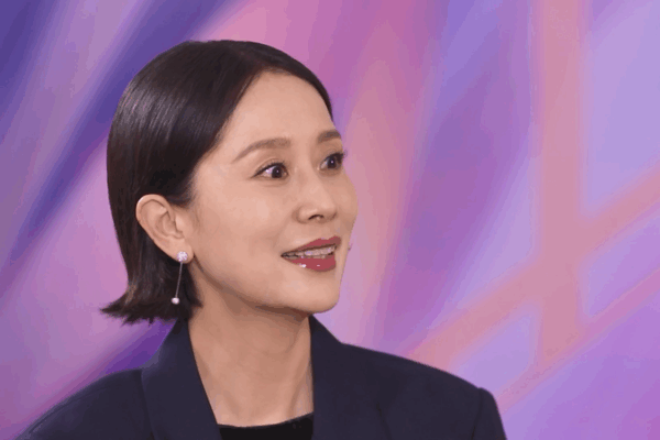 Hai Qing Talks Tech & Film: A Digital Revolution on Screen Hai_Qing_Talks_Tech___Film__A_Digital_Revolution_on_Screen video poster