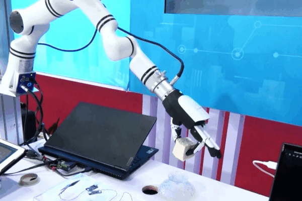 Humanoid Robots Dazzle at Beijing Expo Humanoid_Robots_Dazzle_at_Beijing_Expo video poster