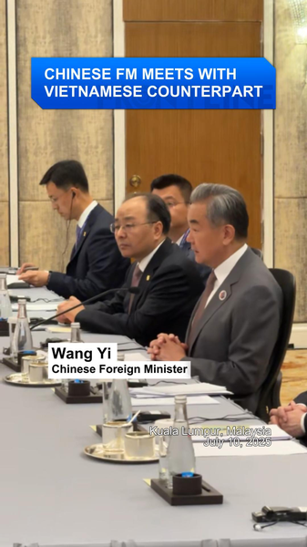 KL Diplomatic Buzz: China & Vietnam FMs Connect KL_Diplomatic_Buzz__China___Vietnam_FMs_Connect video poster