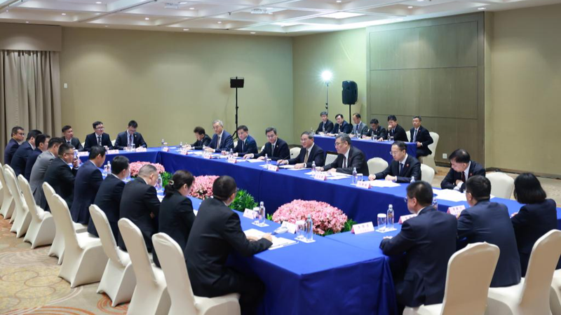 Li Qiang: Chinese Economy Ready for Global Shocks Li_Qiang__Chinese_Economy_Ready_for_Global_Shocks
