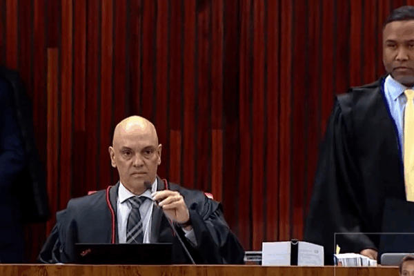 US Visa Denial Sparks Tension in Brazil’s Judicial System US Visa Denial Sparks Tension in Brazil’s Judicial System video poster
