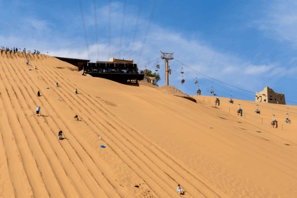 Sandboarding Thrills at Shapotou’s Golden Dunes Sandboarding Thrills at Shapotou’s Golden Dunes