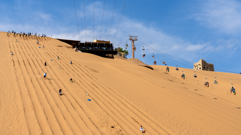RVPRIDQRBGHI81W5DRUB - Namaste Headlines Sandboarding Thrills at Shapotou’s Golden Dunes