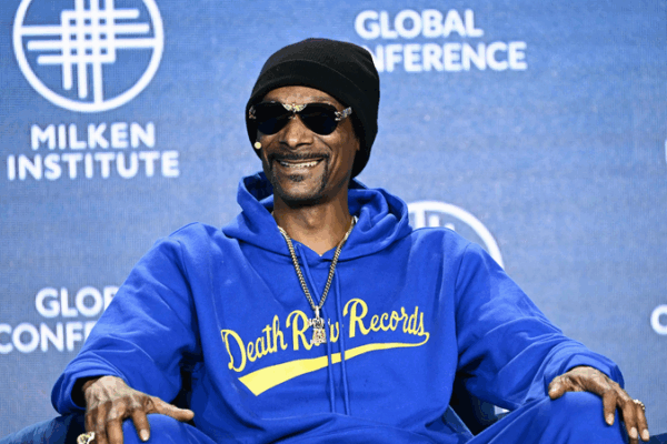 Snoop Dogg Joins Swansea: A Hip-Hop Twist in Football Ownership Snoop_Dogg_Joins_Swansea__A_Hip_Hop_Twist_in_Football_Ownership