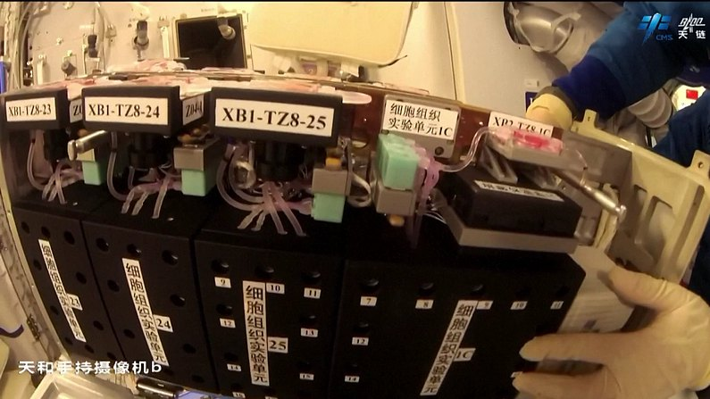 Tianzhou_8_Shines_in_Controlled_Re_entry_