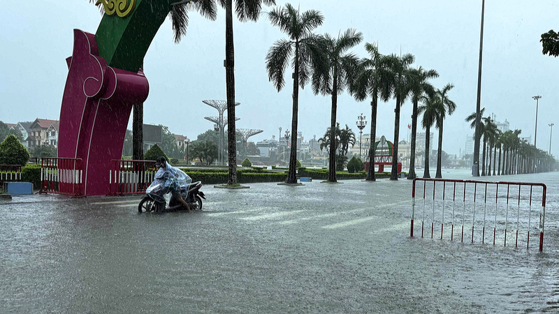Tropical Storm Wipha in Vietnam: 3 Dead, 100K Displaced Tropical_Storm_Wipha_in_Vietnam__3_Dead__100K_Displaced