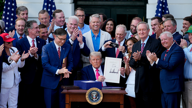 Trump_Signs_Landmark_One_Big_Beautiful_Bill_into_Law