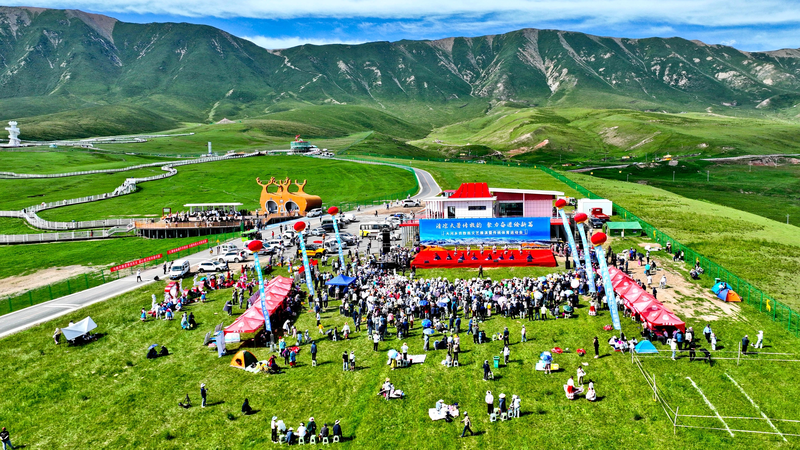 Vibrant Festival Ignites Culture on Gansu Grasslands Vibrant_Festival_Ignites_Culture_on_Gansu_Grasslands