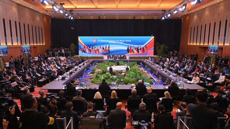 Wang_Yi_Defends_China_s_Stance_on_South_Sea_Arbitration