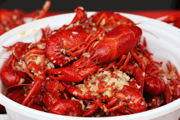 Wuhu’s Crayfish Craze Lights Up Nightlife Wuhu_s_Crayfish_Craze_Lights_Up_Nightlife