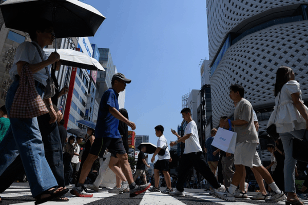 Tokyo Sizzles: 10 Days Over 35°C Breaks Historic Record Tokyo Sizzles: 10 Days Over 35°C Breaks Historic Record