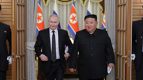 Putin and DPRK’s Kim Jong Un Chat Ahead of Russia-U.S. Summit Putin and DPRK’s Kim Jong Un Chat Ahead of Russia-U.S. Summit