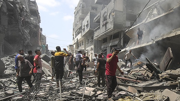 Gaza’s Daily Struggle: Heat, Aid Delays & Water Crisis Gaza’s Daily Struggle: Heat, Aid Delays & Water Crisis