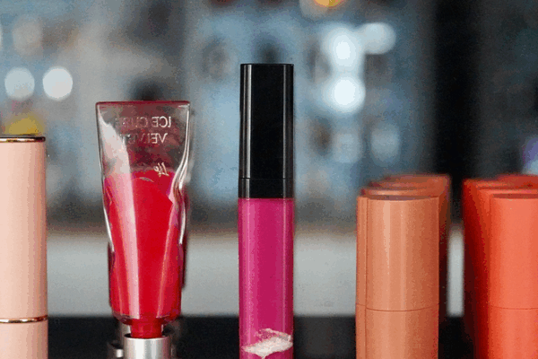 Beauty Boom: Cosmetics from the Chinese Mainland Surge 12% Overseas Beauty_Boom__Cosmetics_from_the_Chinese_Mainland_Surge_12__Overseas