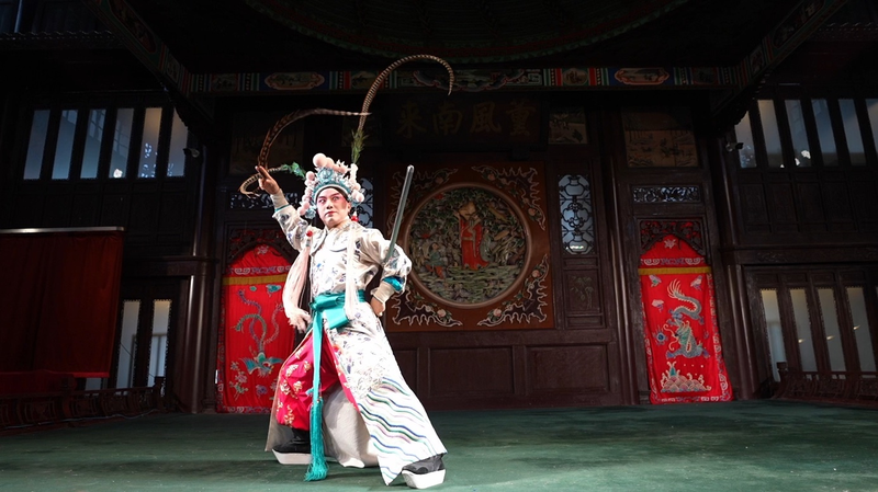 Zhou Yu’s Sword Dance Steals the Show in Peking Opera Zhou Yu’s Sword Dance Steals the Show in Peking Opera video poster