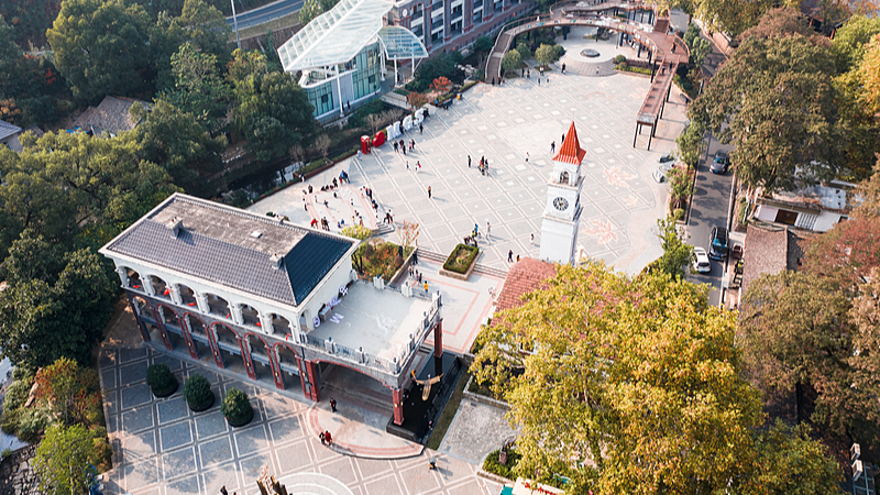 Chill_Vibes_at_Yucun_Square_in_Mogan_Mountain video poster