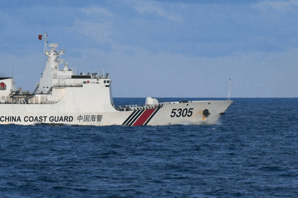 Chinese mainland urges Philippines to dial down South China Sea tension Chinese_mainland_urges_Philippines_to_dial_down_South_China_Sea_tension