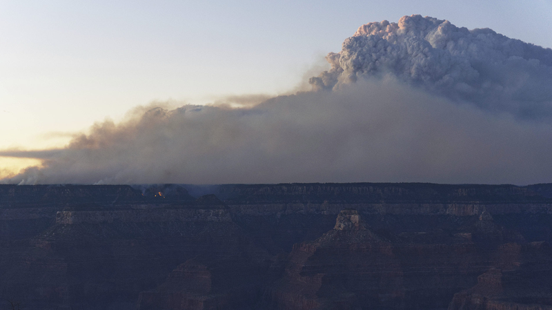 Dragon Bravo Fire Rages at Grand Canyon NP Dragon_Bravo_Fire_Rages_at_Grand_Canyon_NP