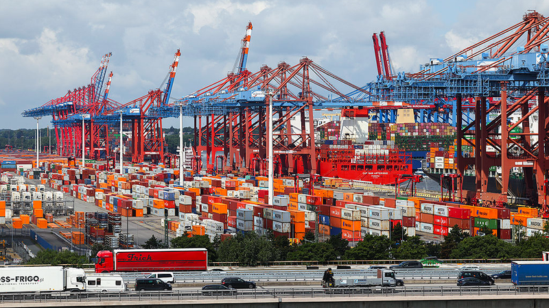 EU Exports to US Plunge 10% as Tariffs Bite EU_Exports_to_US_Plunge_10__as_Tariffs_Bite