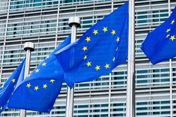 EU Suspends 93-Billion-Euro Tariffs Amid Internal Dissent EU_Suspends_93_Billion_Euro_Tariffs_Amid_Internal_Dissent
