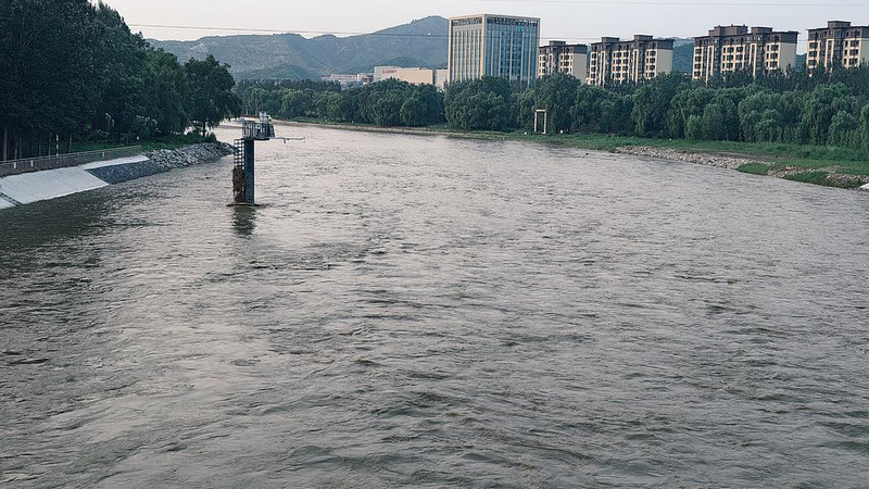 Extreme Rainfall Strikes the Chinese Mainland During Flood-Control Period Extreme_Rainfall_Strikes_the_Chinese_Mainland_During_Flood_Control_Period