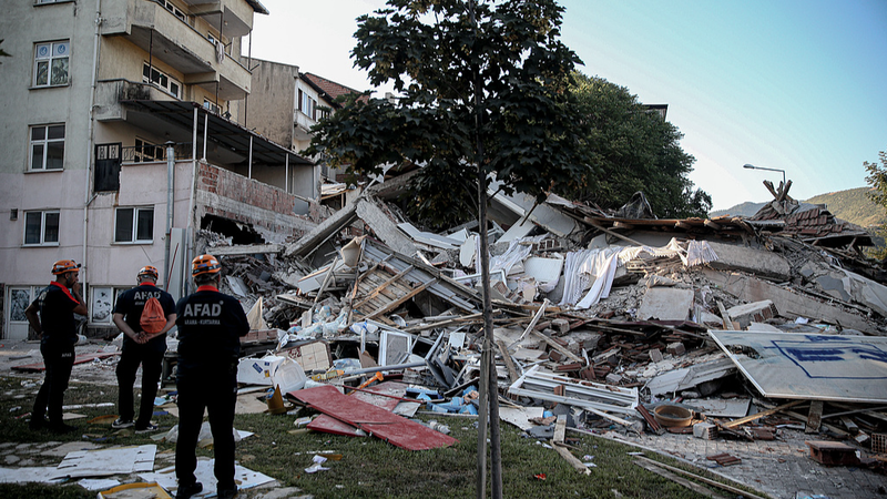 FYOCXAS7WGEMH2L2ACQD - Namaste Headlines Türkiye Quake Rocks Balikesir: 1 Dead, 29 Injured