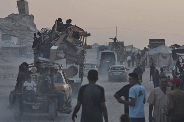 Gaza City Under Siege: Tanks Advance, Civilian Toll Rises Gaza_City_Under_Siege__Tanks_Advance__Civilian_Toll_Rises