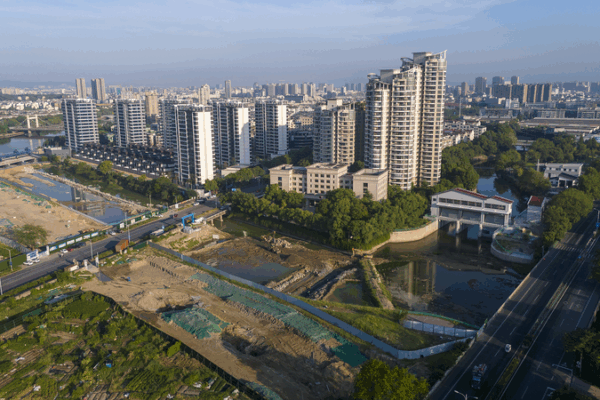 540M Yuan Flood Relief Boosts Road Repairs 🌧️🚧 540M Yuan Flood Relief Boosts Road Repairs 🌧️🚧