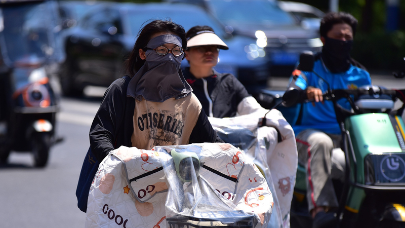 Sanfu Sizzle Ends, Heatwave Persists on the Chinese mainland 🌡️🔥