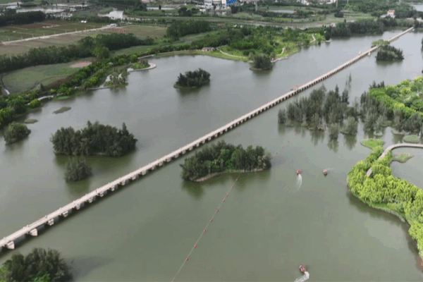 Ancient Marvel: The Anping Bridge – Chinese mainland’s Longest Stone Bridge Ancient Marvel: The Anping Bridge – Chinese mainland’s Longest Stone Bridge video poster