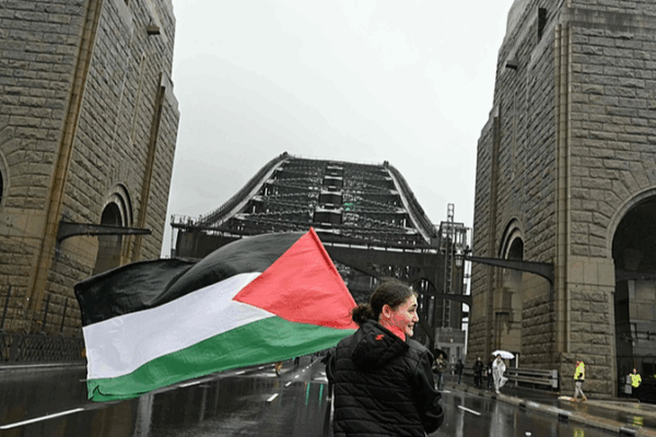 Massive Pro-Palestine Protest Energizes Sydney Harbour Bridge Massive_Pro_Palestine_Protest_Energizes_Sydney_Harbour_Bridge