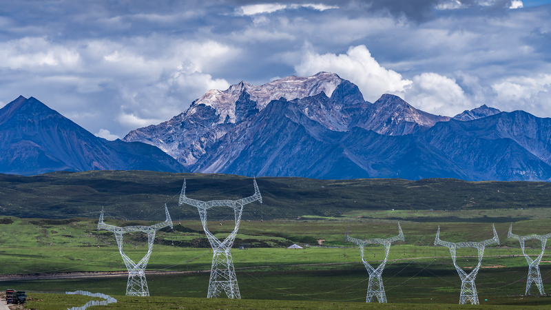 How Xizang’s 60-Year Leap Lights Up the Roof of the World How Xizang’s 60-Year Leap Lights Up the Roof of the World