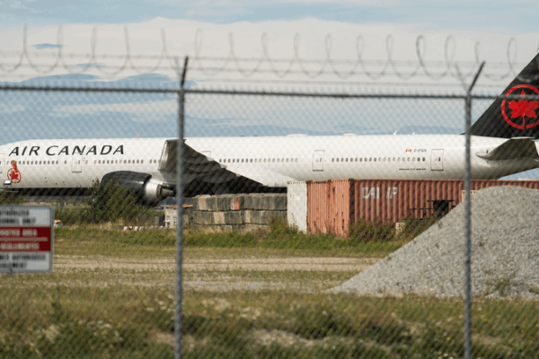Air Canada Flight Attendants’ Strike Halts Restart Plans Air Canada Flight Attendants’ Strike Halts Restart Plans