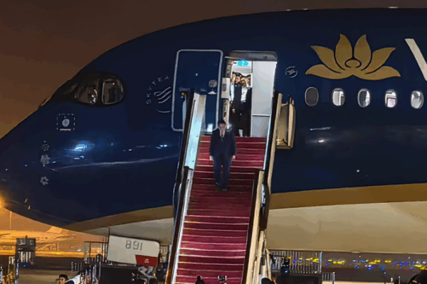 Vietnam’s PM Touches Down in Tianjin for SCO 2025 Summit Vietnam’s PM Touches Down in Tianjin for SCO 2025 Summit