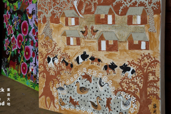 Painted Dreams: How Bai Women in Dali Are Reimagining Folk Art Painted_Dreams__How_Bai_Women_in_Dali_Are_Reimagining_Folk_Art